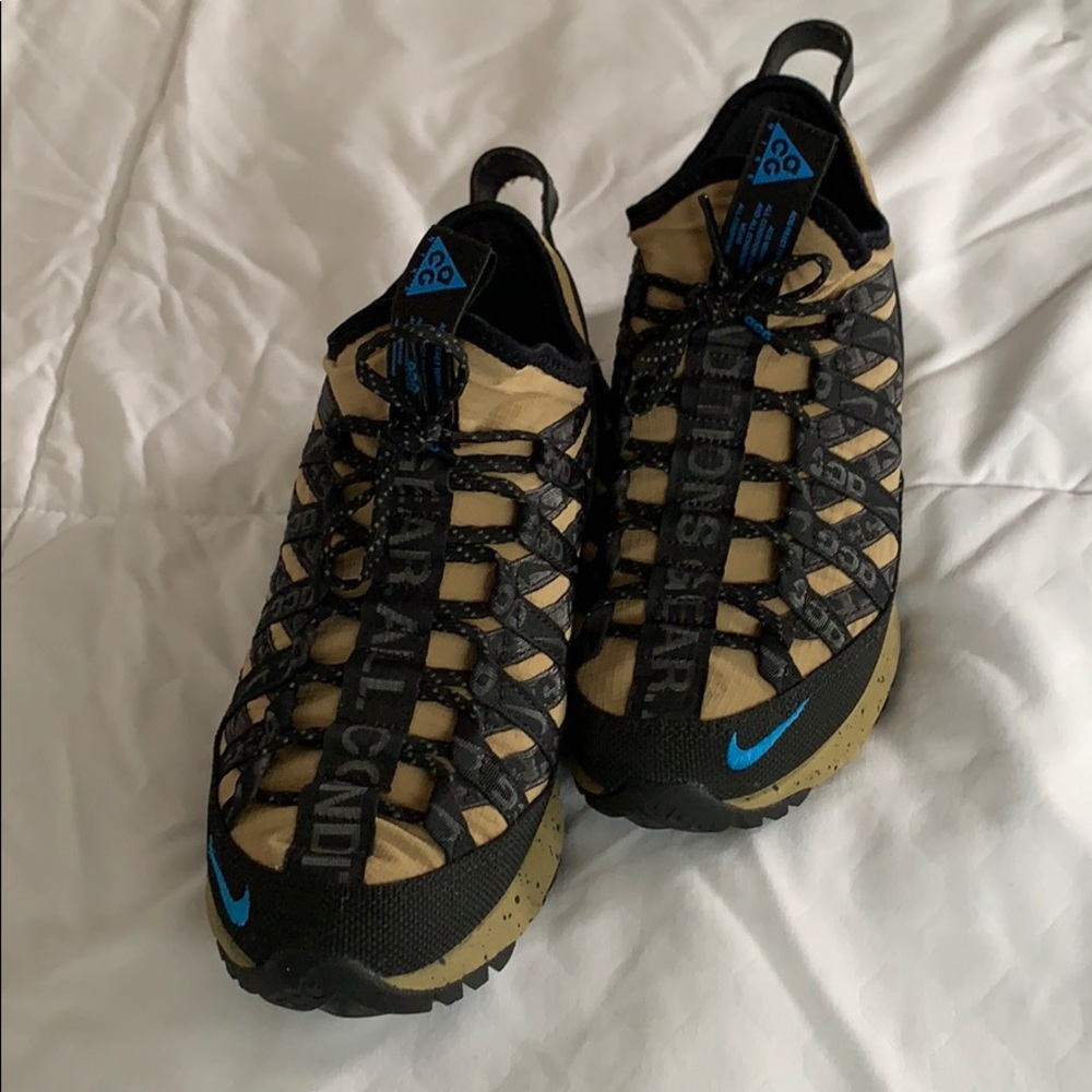 ACG NIKE
